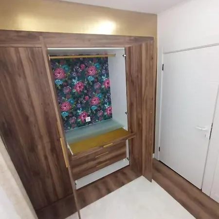 Apartment Very Luxry_3 Bath_3 Bathroom_garden
